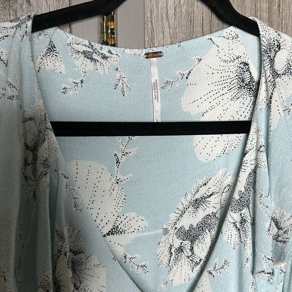 Free People Wrap Dress Size S Mini V Neckline Ruffle Floral Romantic Blue - Picture 2 of 8